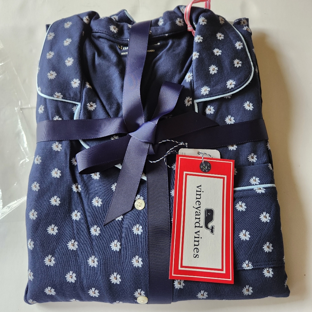 Vineyard Vines Navy Floral Pajama Set